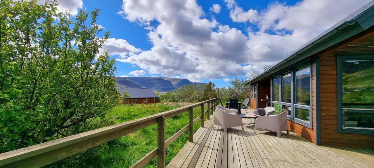 Kirkjubraut - Church Street Villa Talknafjordur Luaran gambar