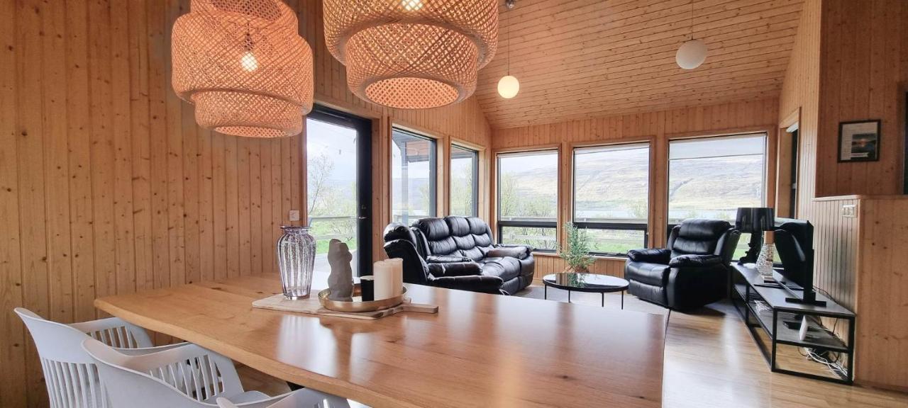 Kirkjubraut - Church Street Villa Talknafjordur Luaran gambar